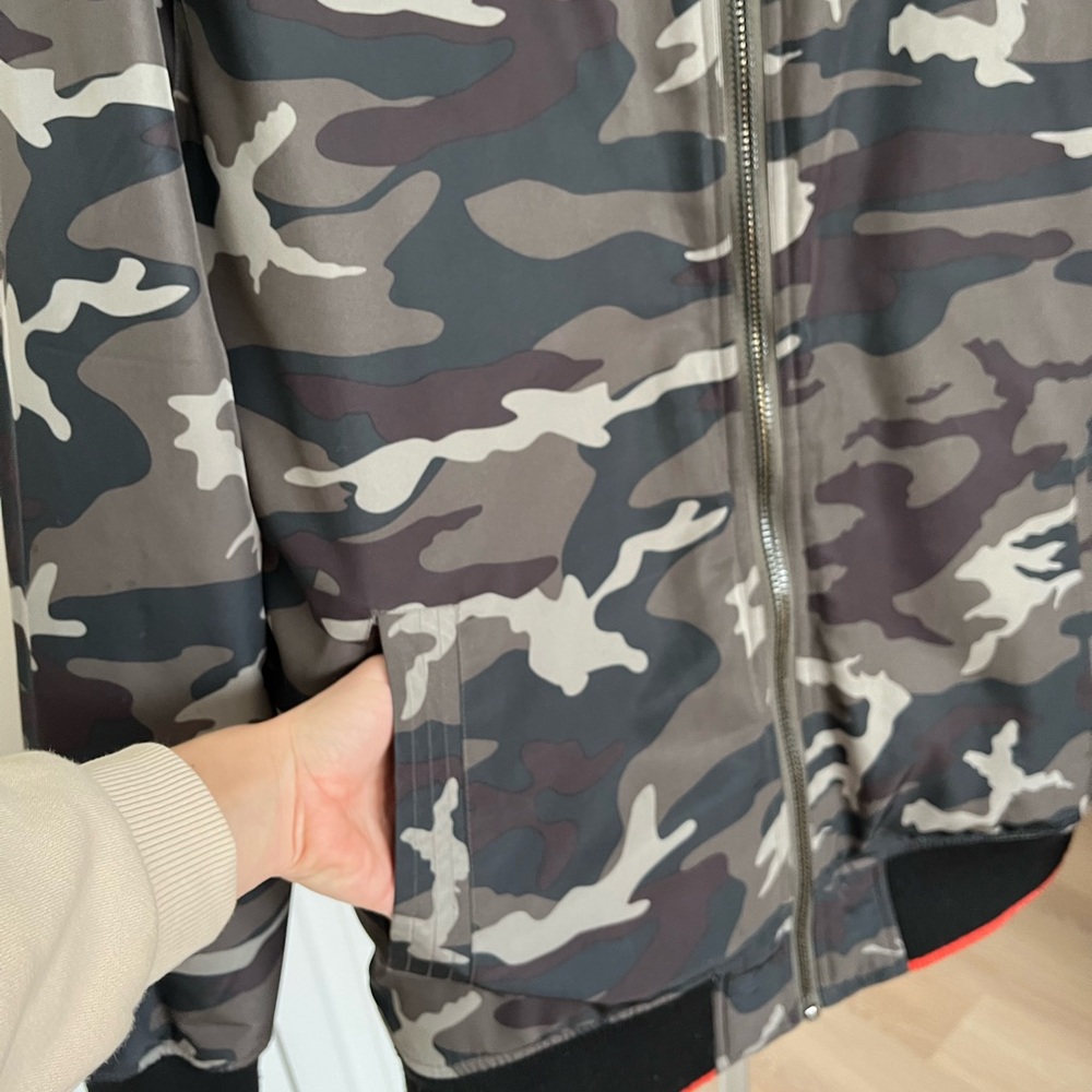 Triple Five Soul Men's Gray Camouflage Bomber Jacket - Picture 4 of 7